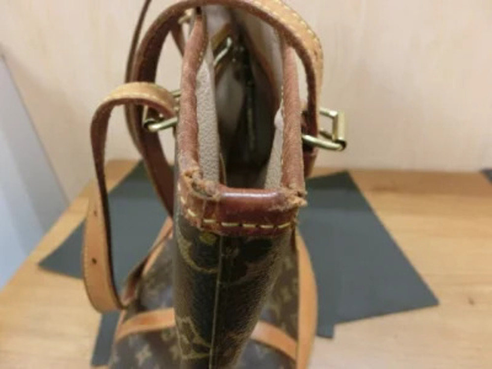 Louis Vuitton Bucket Monogram Shoulder Bag Tote - Picture 5 of 6